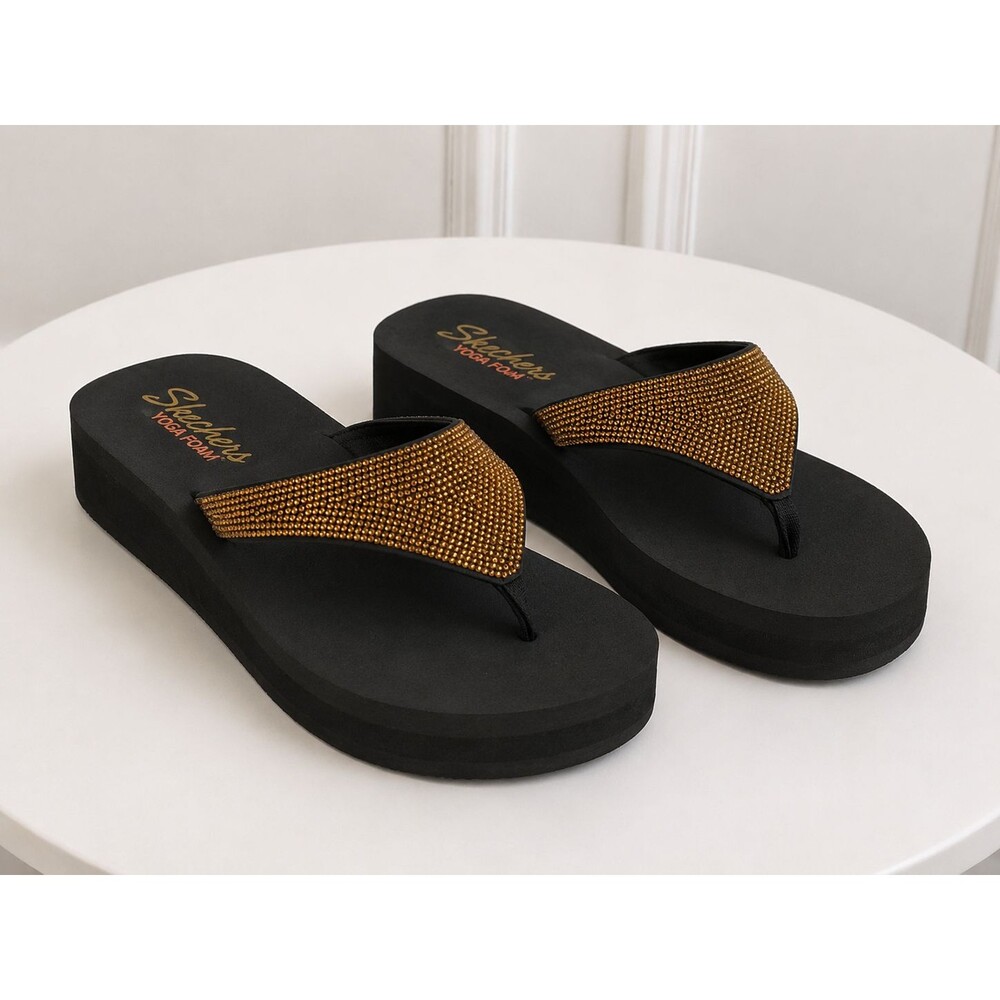 Skechers Yoga Foam Flip Flops Sandals Womens Size 11 Bronze Rhinestone Sparkle
